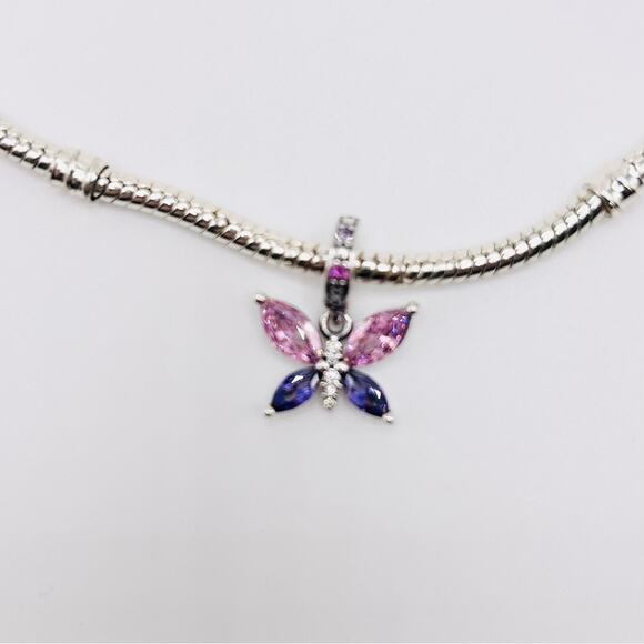 Butterfly Pendant Charm - Picture 3 of 4